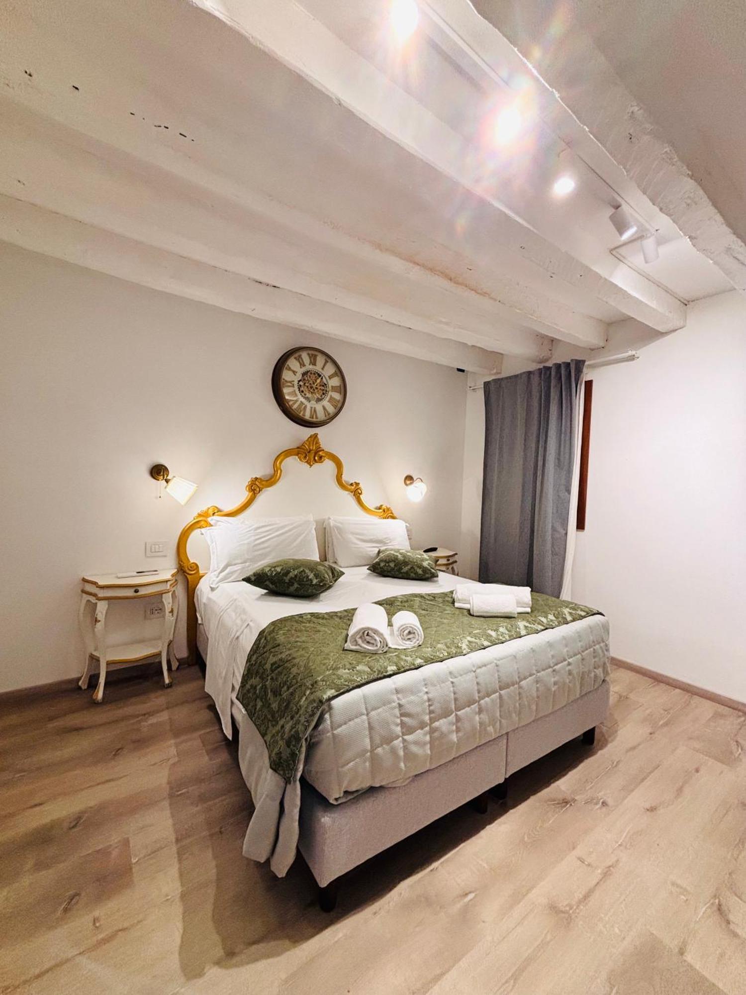 Al Canal Regio - Guest House Venice Exterior photo